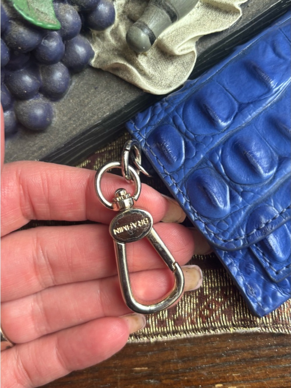 Authentic Brahmin Cobalt Croc-Embossed Leather snap flap Card Case w keychain - Picture 8 of 8